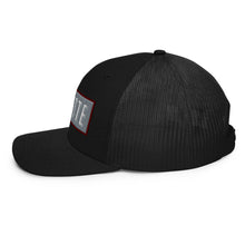 Load image into Gallery viewer, EVERETTE Patch Logo Trucker Cap